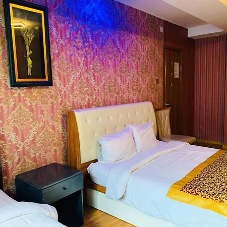 Horeka Hotel อูลานบาตอร์ ภายนอก รูปภาพ