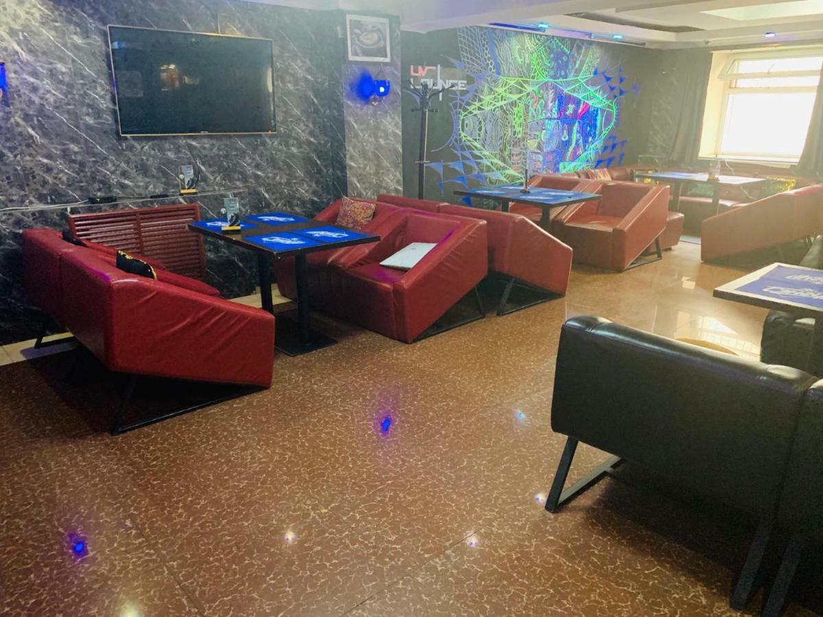 Horeka Hotel อูลานบาตอร์ ภายนอก รูปภาพ