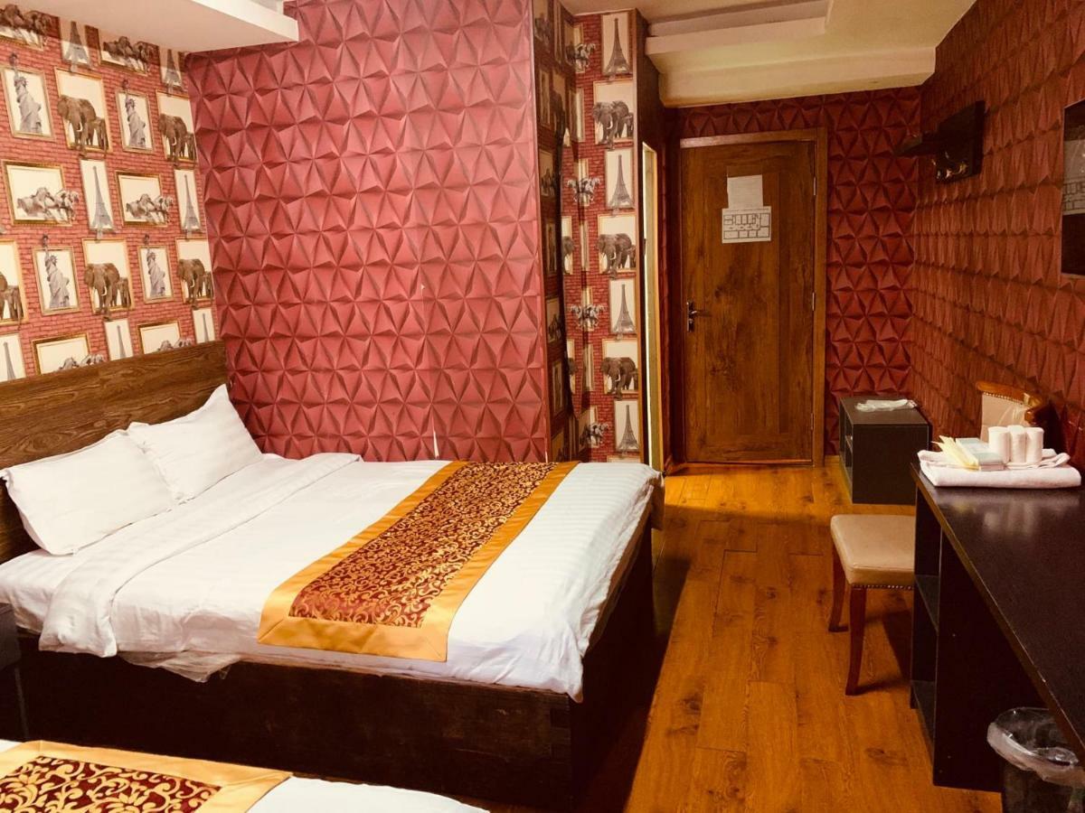 Horeka Hotel อูลานบาตอร์ ภายนอก รูปภาพ